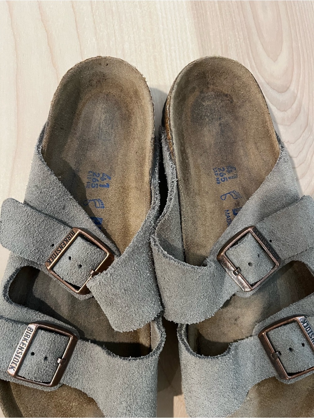 Birkenstock Arizona Taupe Suede Leather Sandals Size 41 US 10 - 10.5 Unisex - Picture 4 of 8